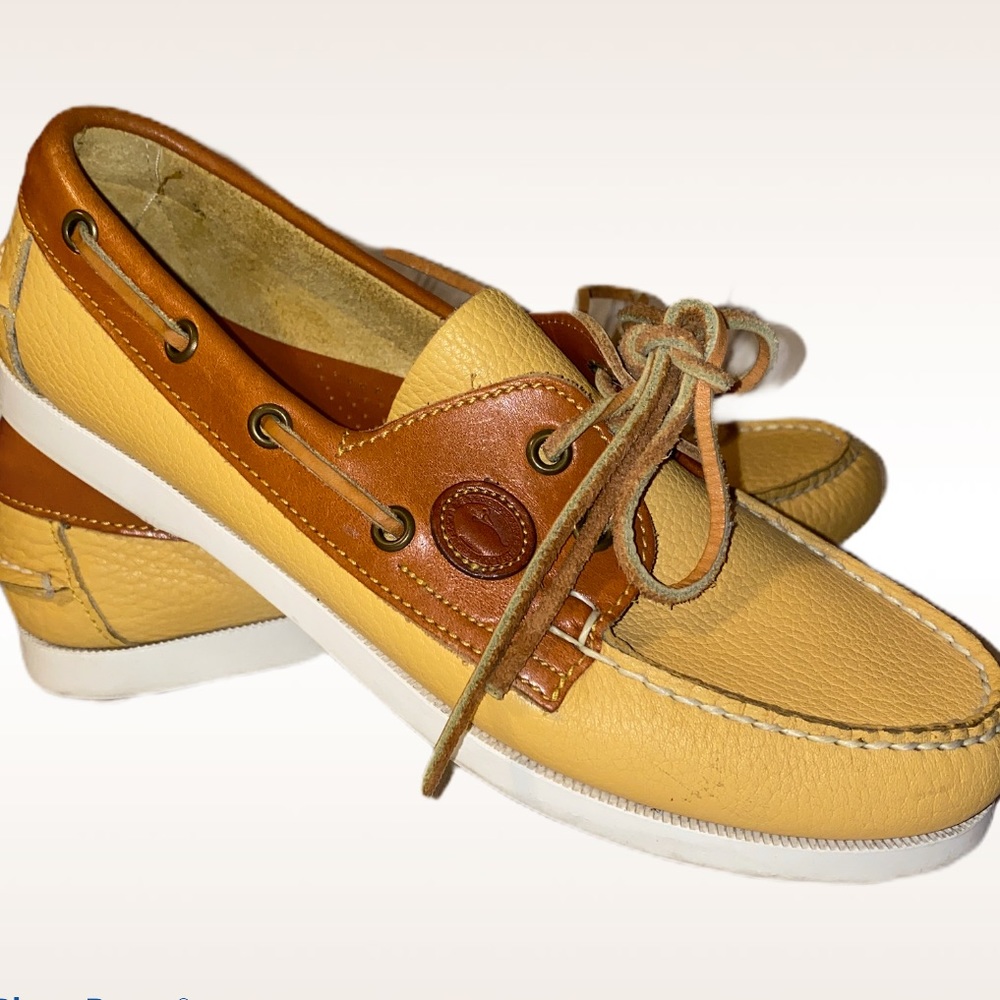 Dooney and Bourke Leather Boat Shoes